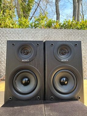 Sony SS-SBT100 2-Way 50w Stereo Bookshelf Speakers (2) - TESTED -